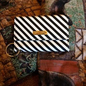 Small Kate Spade phone wallet